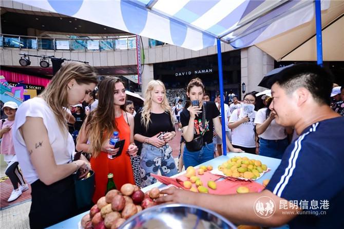 抖音最火各地美食名字,中国各地特色美食海报