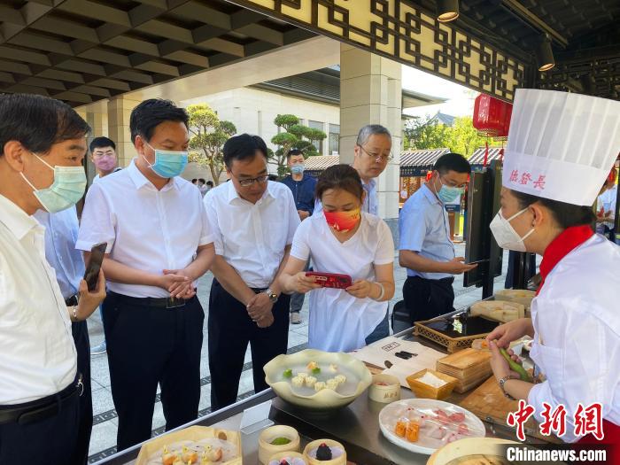 中国世界各地的美食卡通,全国各地美食区名称