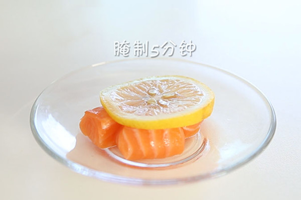 宝宝辅食三文鱼要怎么搞