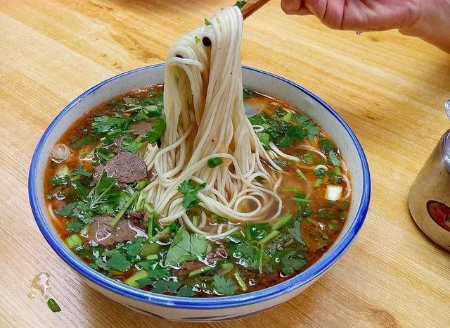 中秋节各地美食介绍词语,面条美食的各地做法视频